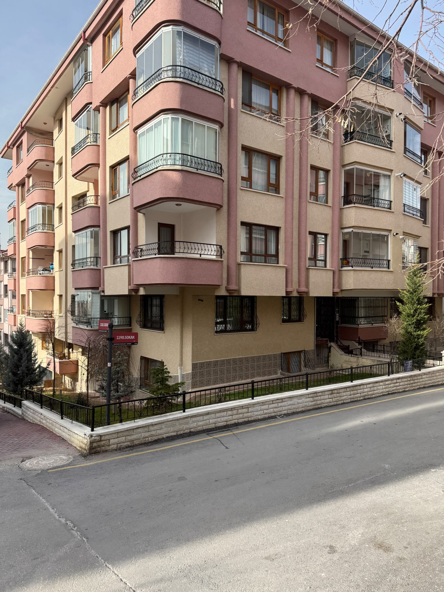 Karapınar Apartmanı  4